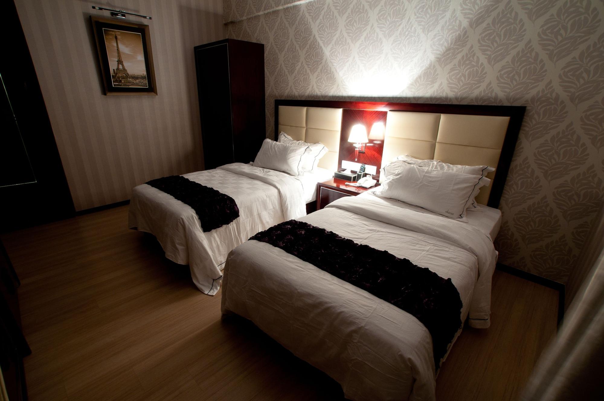 Pariss Hotel Johor Bahru Exterior photo