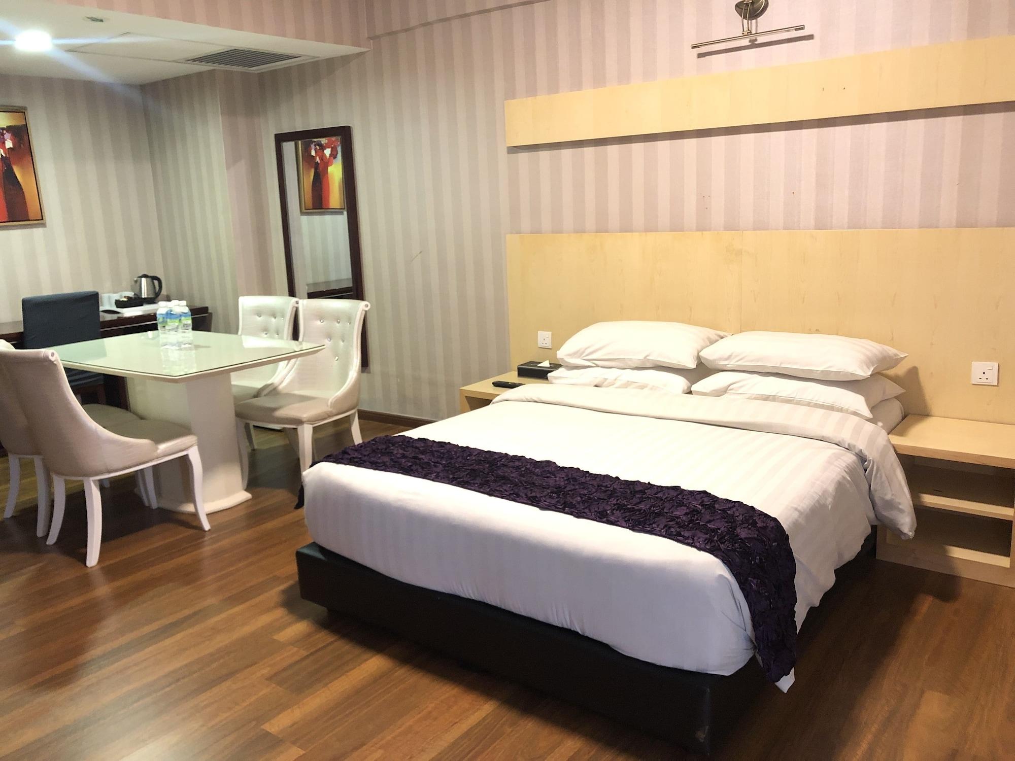 Pariss Hotel Johor Bahru Exterior photo