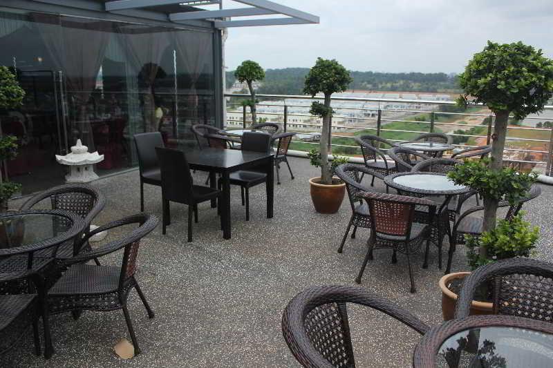 Pariss Hotel Johor Bahru Exterior photo