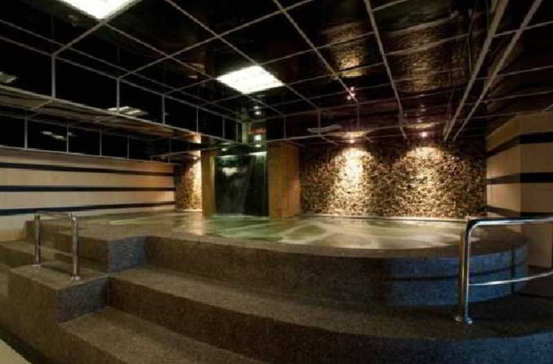 Pariss Hotel Johor Bahru Exterior photo