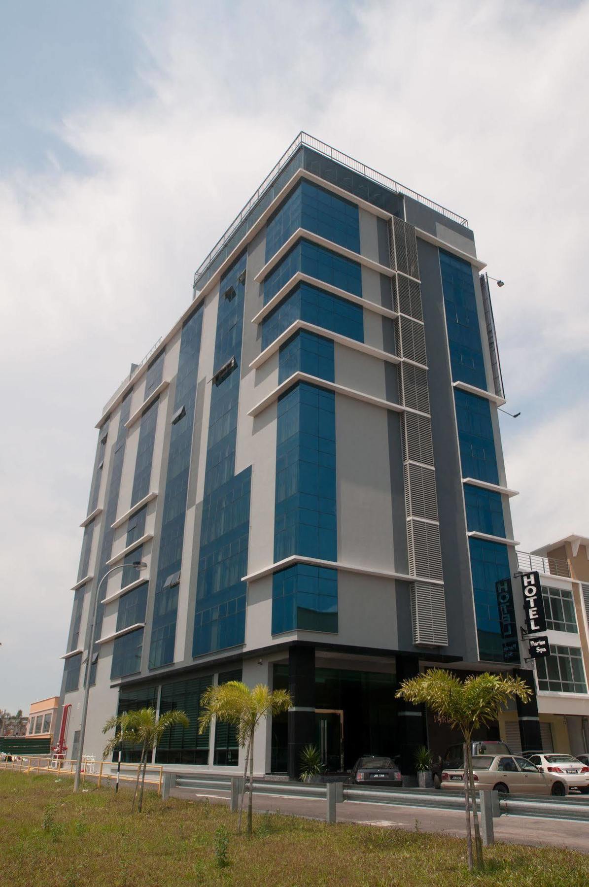 Pariss Hotel Johor Bahru Exterior photo