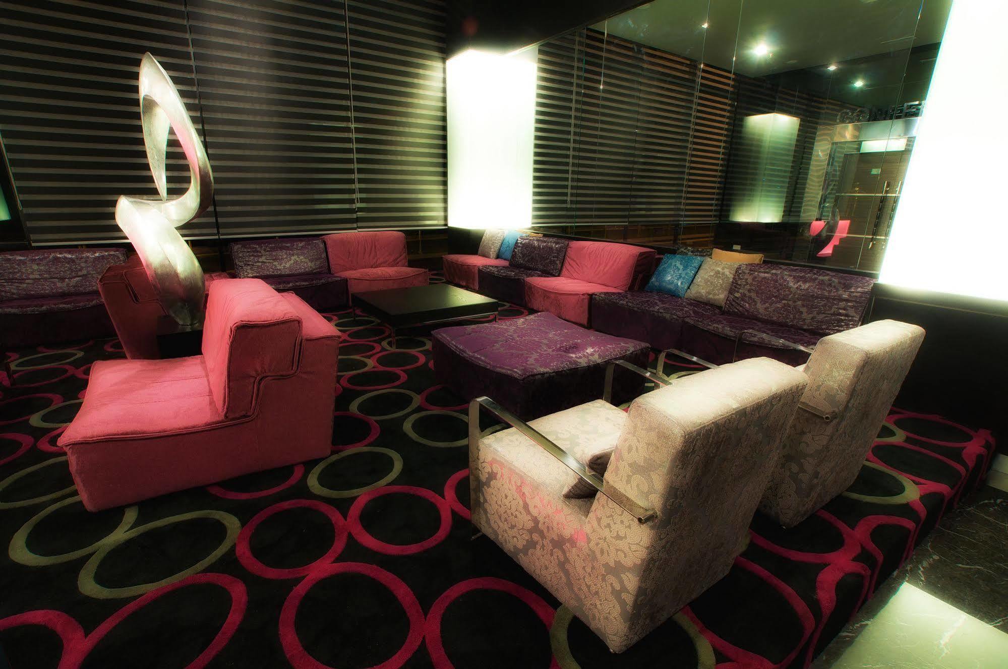Pariss Hotel Johor Bahru Exterior photo