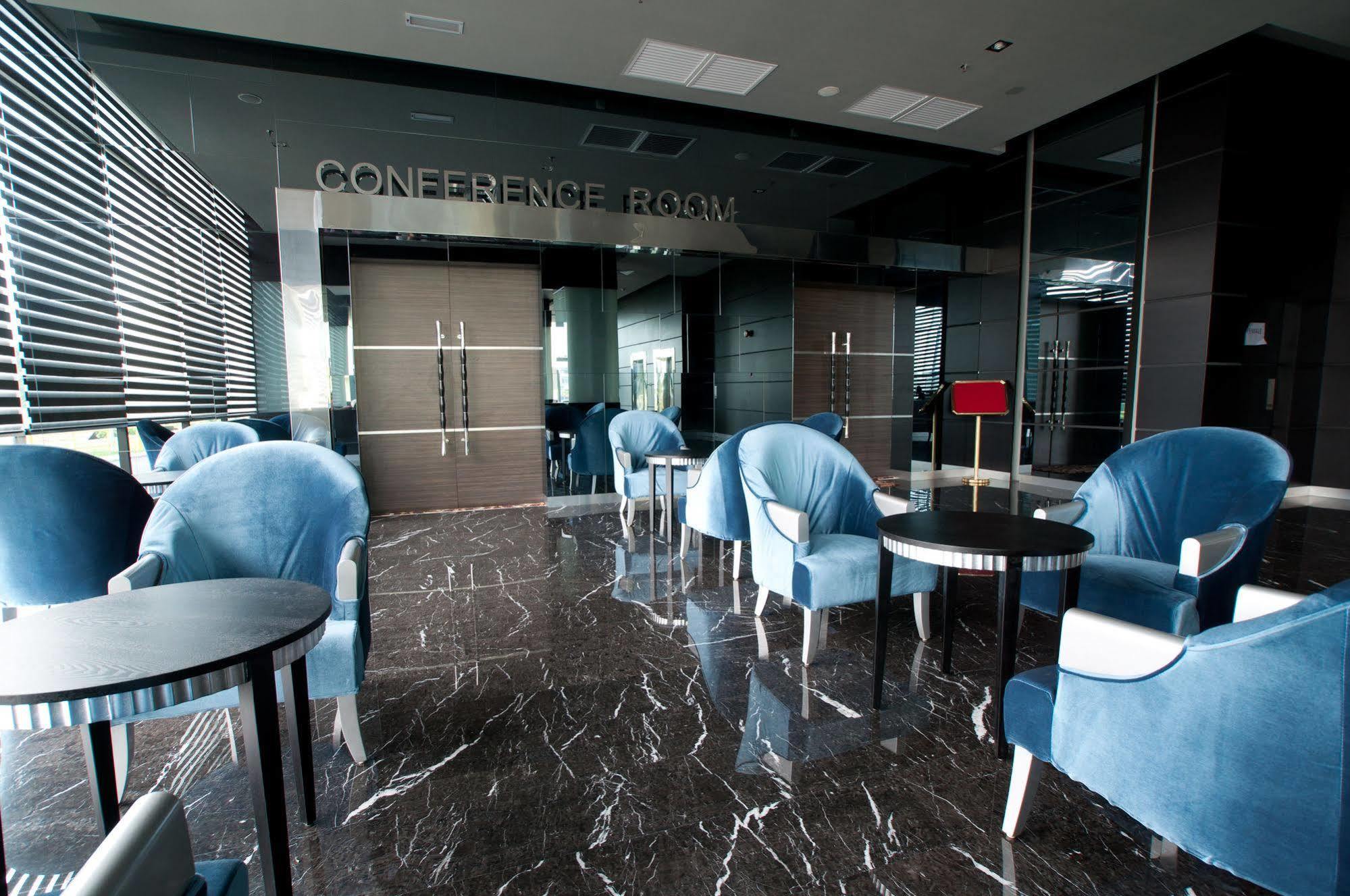 Pariss Hotel Johor Bahru Exterior photo